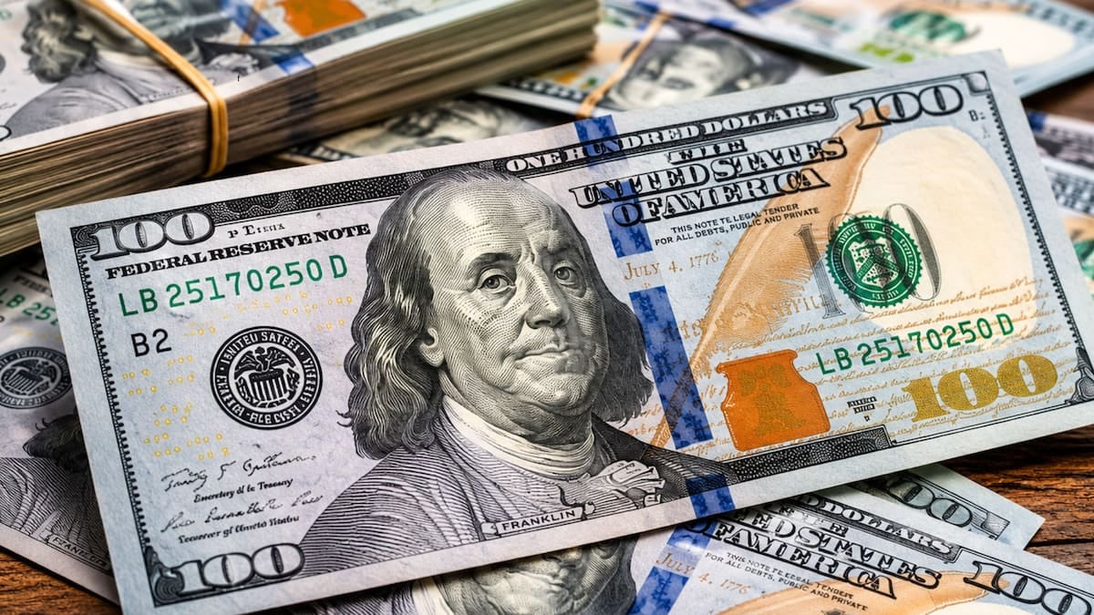 El dólar oficial cerró el último día hábil a $1540 para la venta en el Banco Nación, en un cierre sin referencias intradiarias