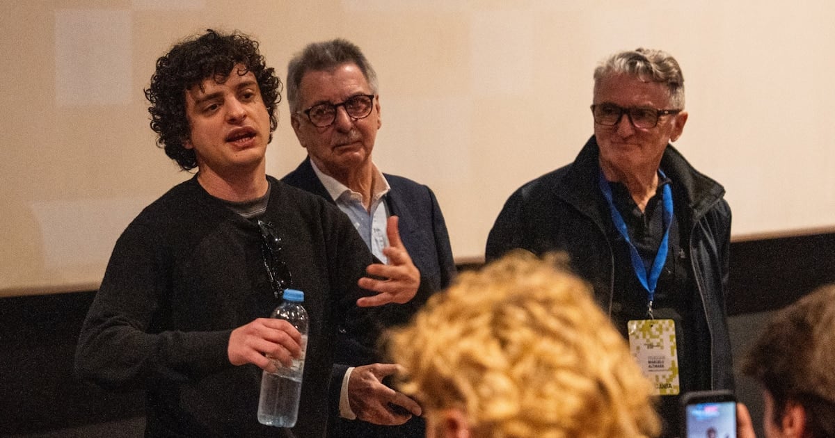 La pantalla todavía recuerda a Lucas Vignale: una noche de cine, música y emociones en el FIC.UBA