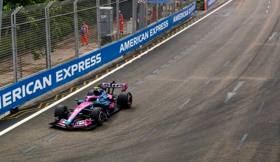 Verstappen se regaló una Sprint en el agua de Singapur y a Colapinto se le apagó el motor antes de empezar