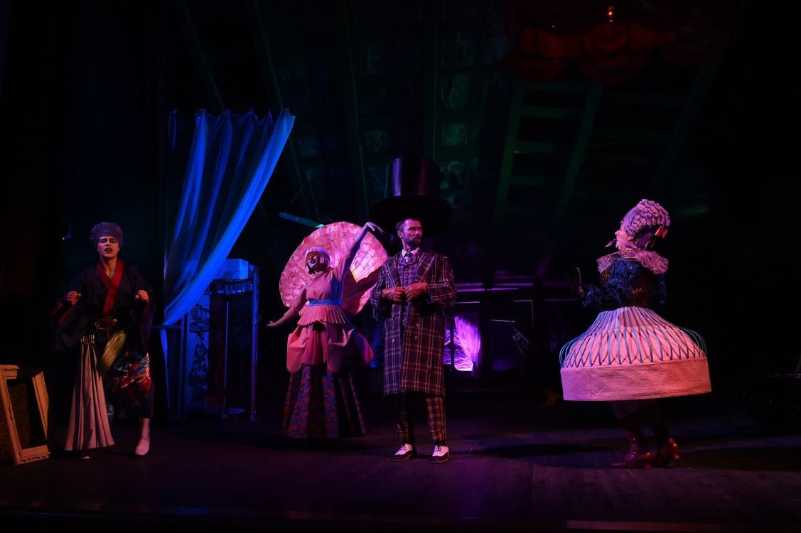 Octubre tiene a Peretti en todas las pantallas: dos estrenos, un teatro y un Shakespeare esperando en 2027