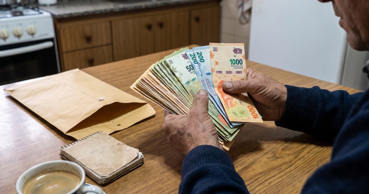 El peso del crédito sobre las familias: la mora se sostiene y la deuda promedio roza los cinco millones de pesos por persona