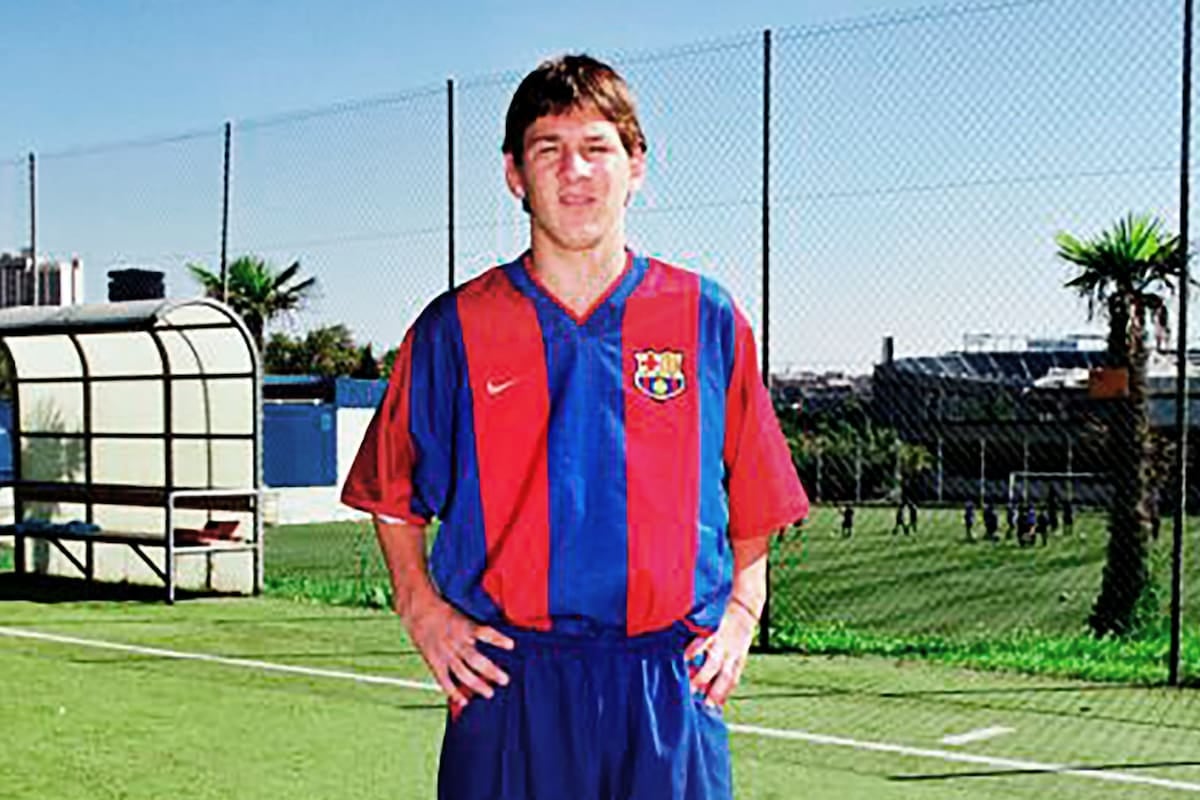 La servilleta de Rexach y los tres informes que casi le cierran la puerta a Messi en Barcelona