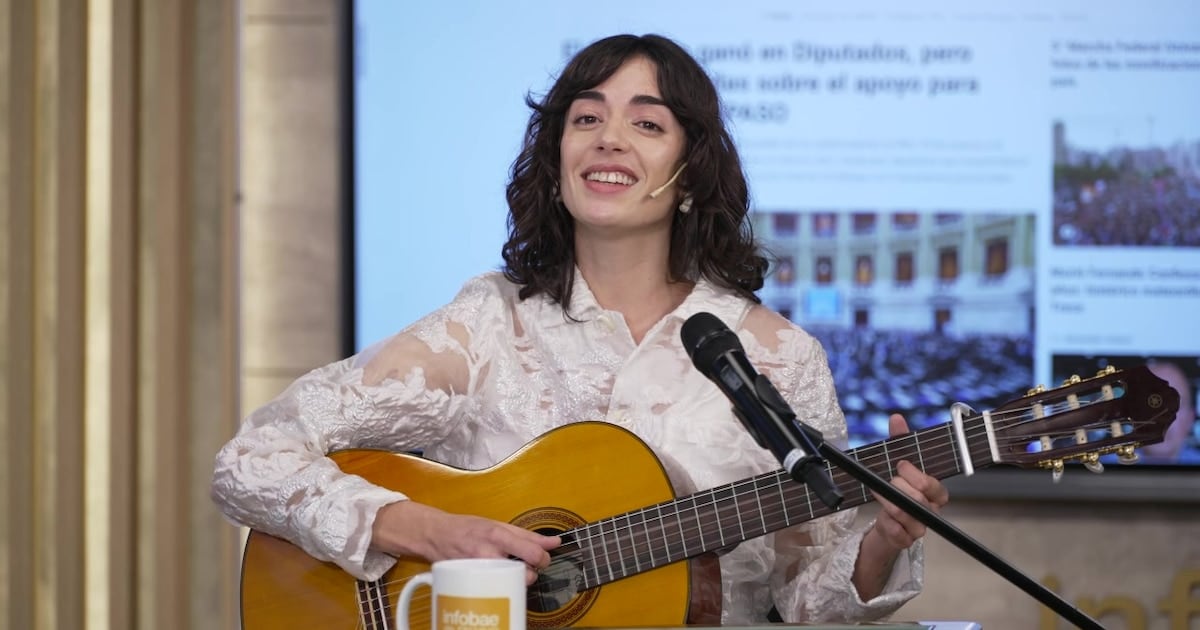 Zoe Gotusso se despide del año a puro pecho en el Coliseo: dos noches, una promesa y la Walsh como bandera