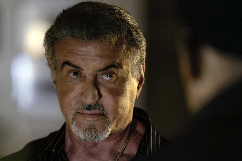 El Batman que casi fue de Stallone: la historia insólita de un traje que nunca se filmó