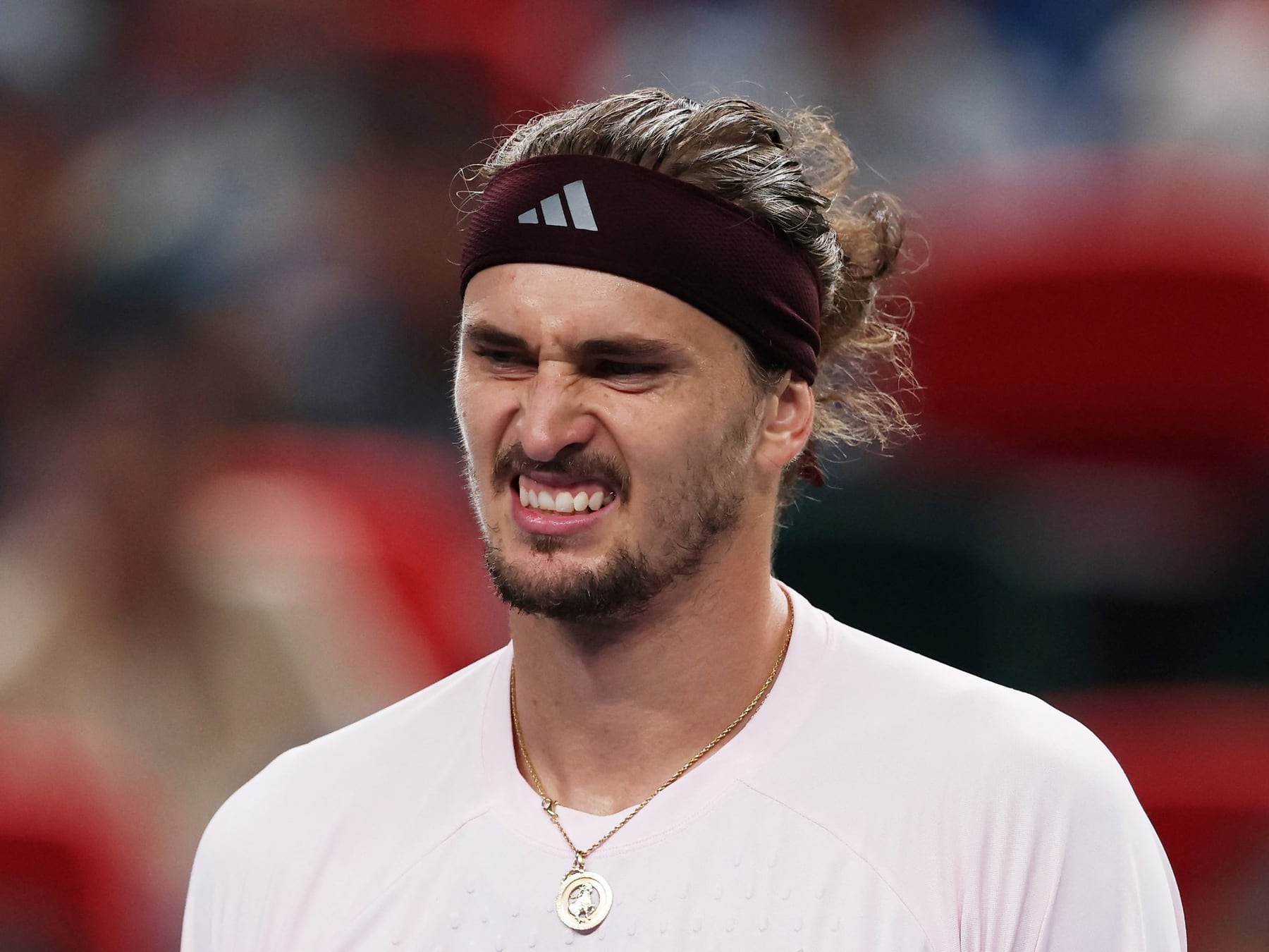 El alemán se quedó sin pilas: Zverev dijo basta y Davidovich Fokina lo mandó a casa en Shanghái