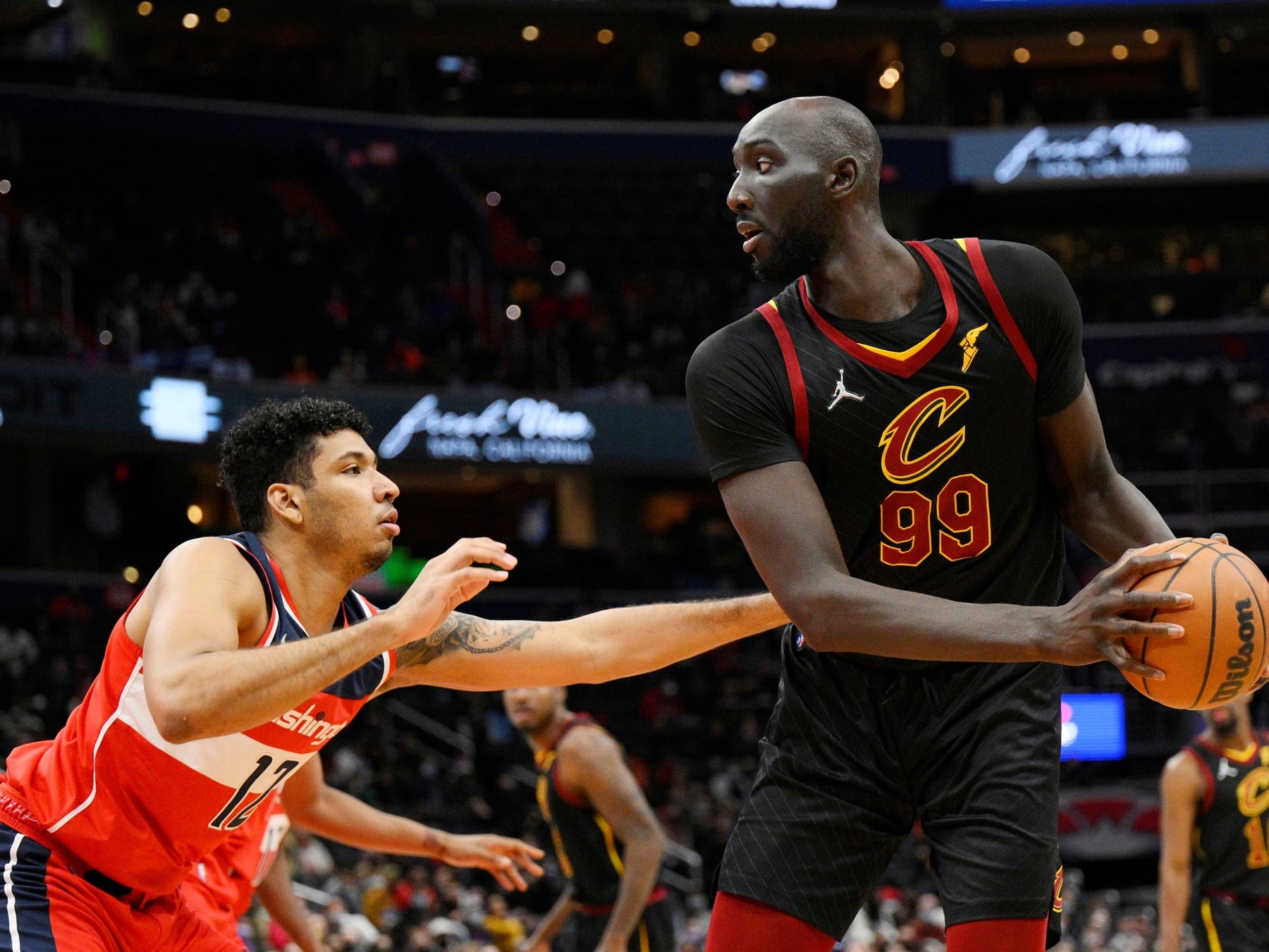 Tacko Fall aterriza en Philadelphia con un contrato que le abre dos puertas