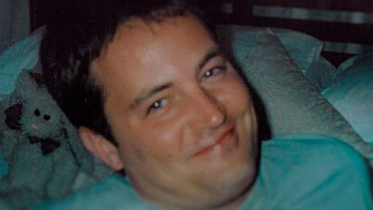 La vida de Matthew Perry, más allá de Chandler Bing: el documental que reúne a sus seres queridos