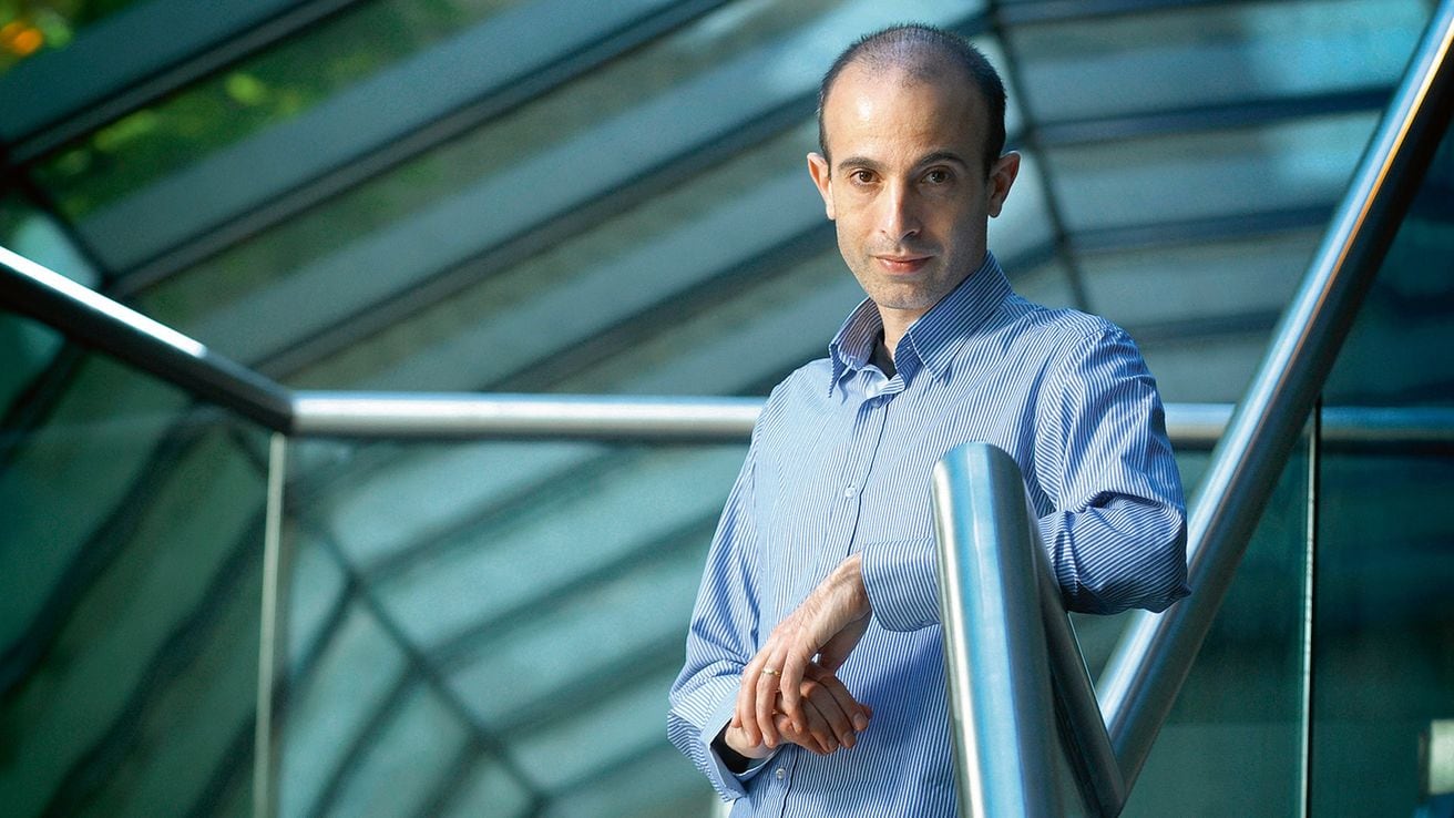 Harari advierte que la inteligencia artificial podría volver inexplicables las finanzas